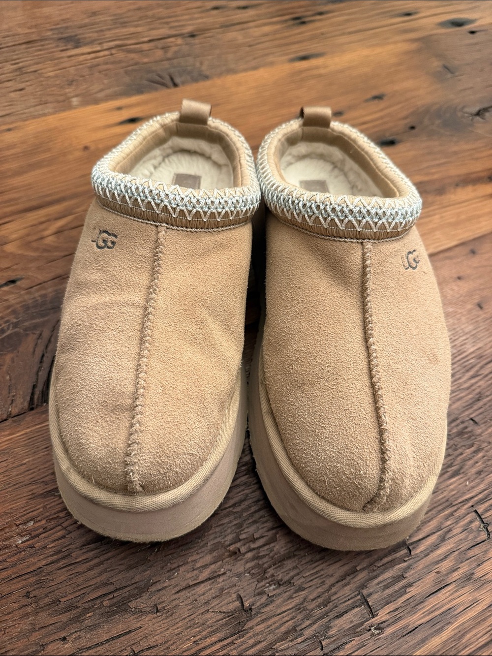 UGG Kids Slip-On Suede Clog in Chestnut